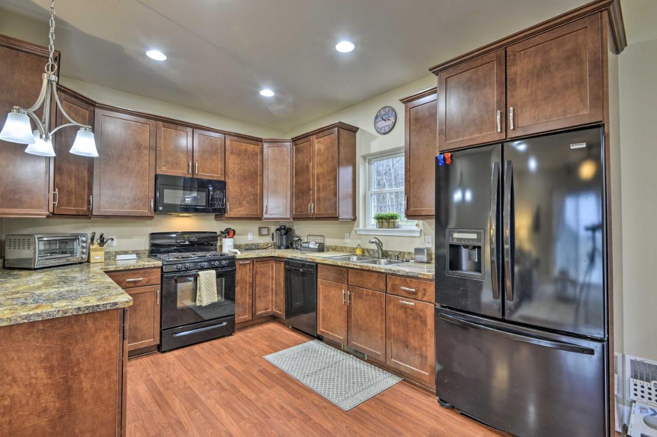Lovely Rushville Home With Canandaigua Lake Acess! Eksteriør billede